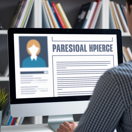 Valoriser ses compétences parentales dans un CV professionnel
